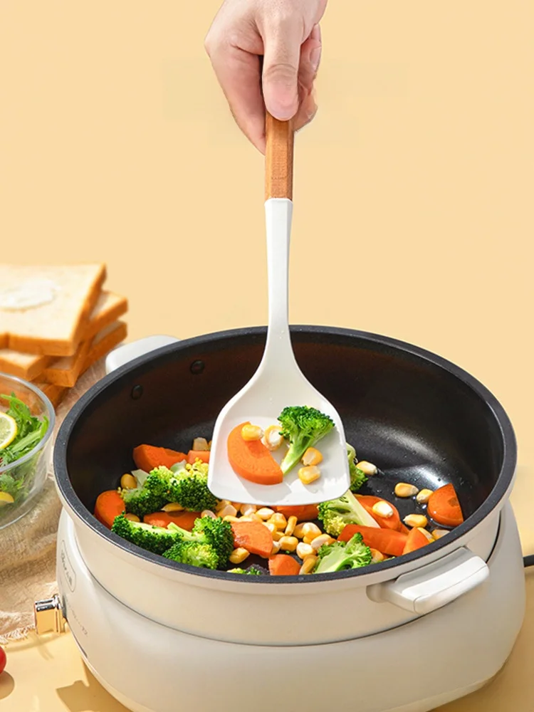 狭いキッチンで調理をスムーズに進めるためのキーワードは？