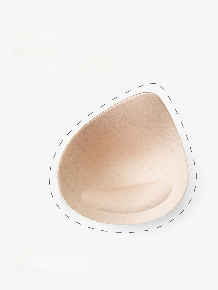 ノンワイヤー育乳ブラを選ぶときに迷うのは、本当に「どんなもの」なのか？