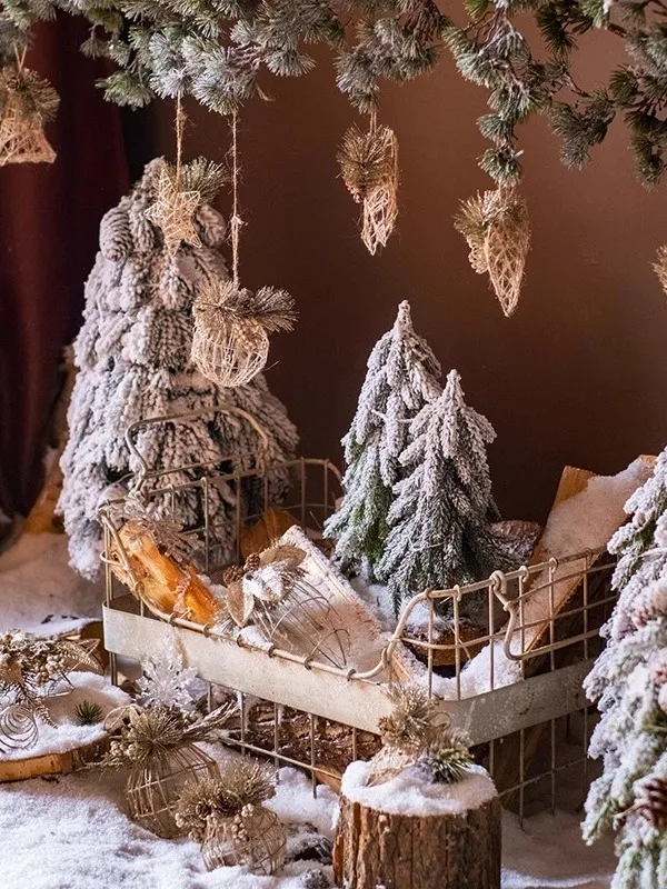 手作りクリスマス飾りに何が最も効果的か？麻ひもとアイアンの組み合わせが選ばれる理由