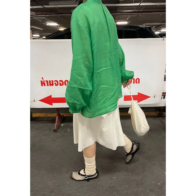 明るい色の服 おすすめ：夏用抗UV長袖シャツのグリーン選定ガイド