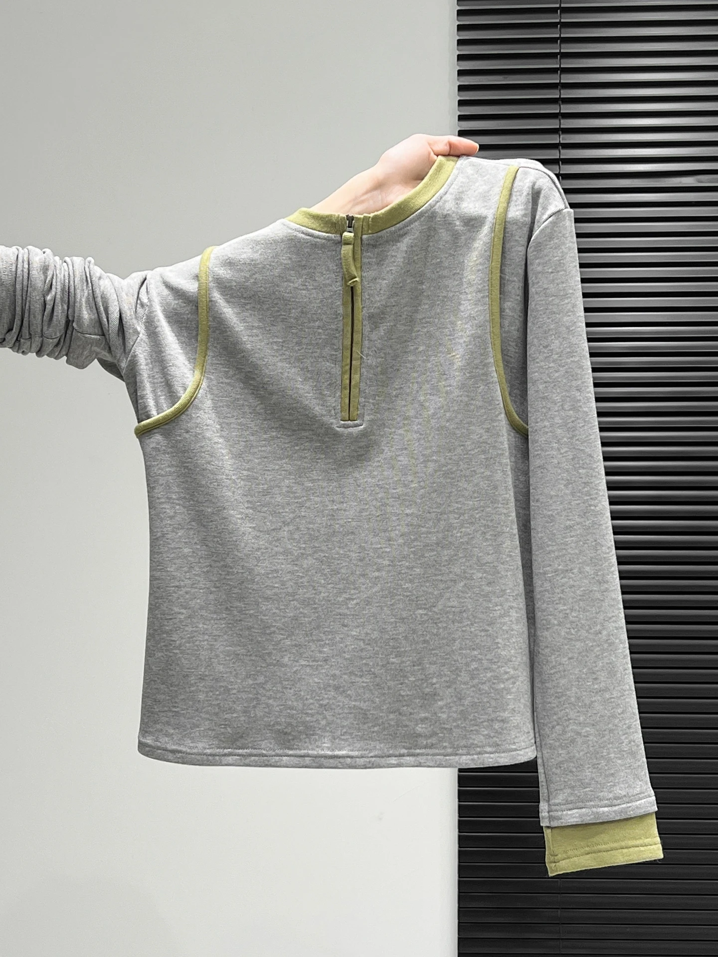 トレーナーtシャツ 重ね着 のベストな選び方は？厳選4選