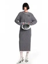 ラメニットセーターとレースのコンビネーションファッション【混合ウール・デザイン仕立て】（セットアップ対応）