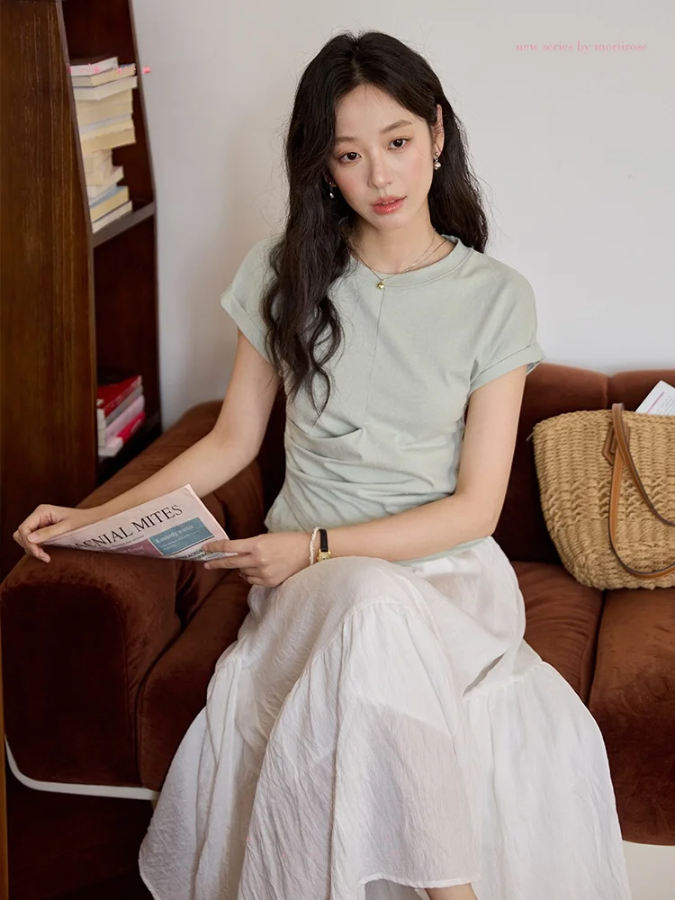tシャツの中に着るなら、通勤風のタック袖Tシャツは本当におすすめ？