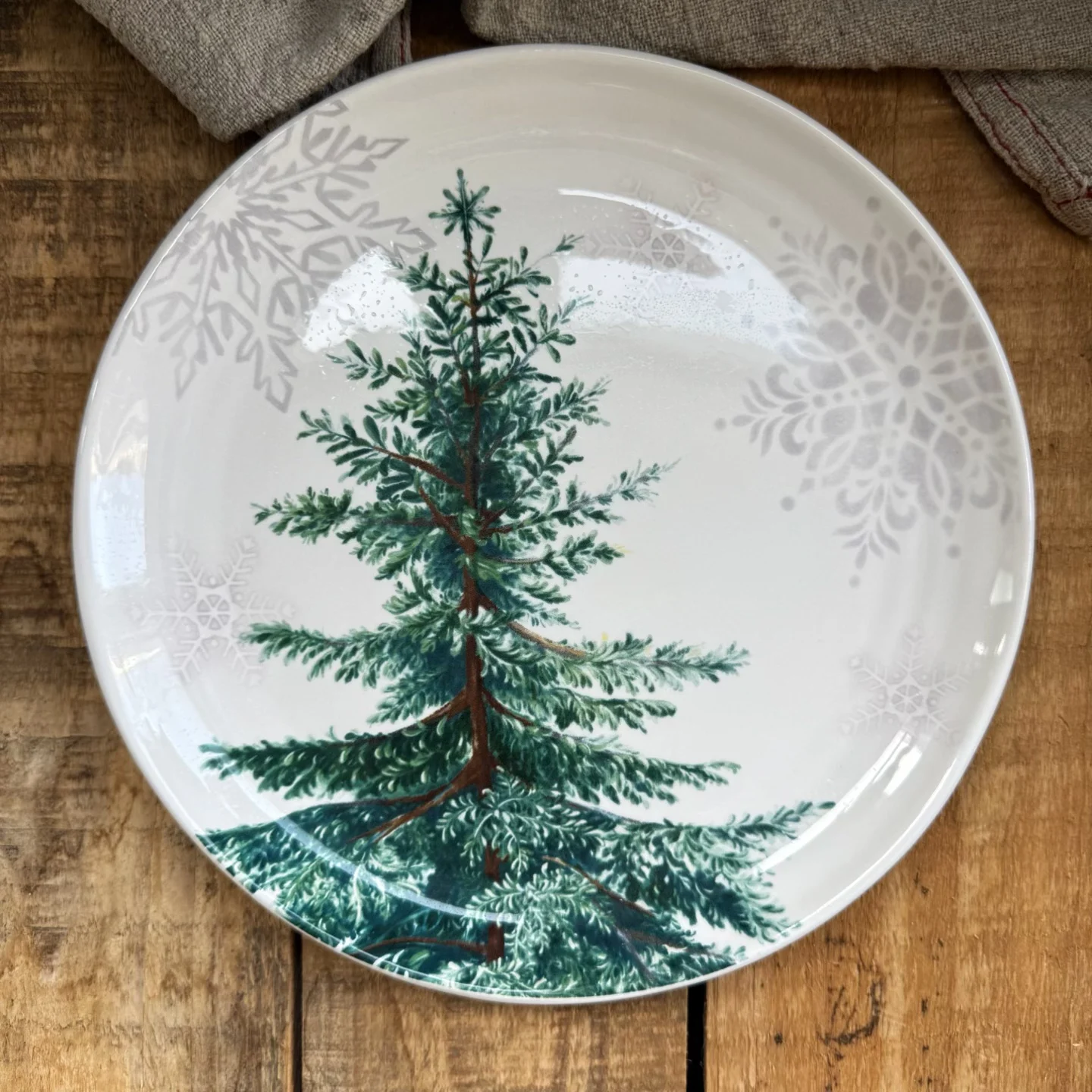 クリスマス柄陶器食器セット：鹿とツリーデザインの田园風大皿セットの実用性と選定基準