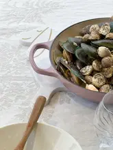 若奈 家居 天然木製 カッティングボード 食品用 牛肉皿 アートトレイ【真鍮の装飾付き】