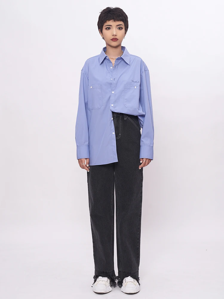 大人  可愛い服 50代コーデの完全ガイド｜ゆったりシャツで自然な可愛さを実現