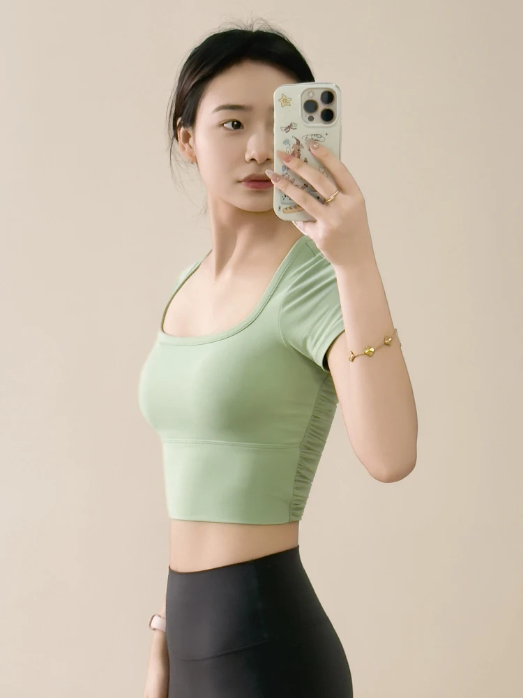 1人運動で心と体を整えるには、どんなTシャツがおすすめ？