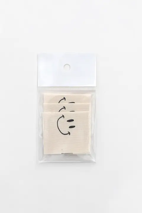 ハッピーベアの装飾用布タグ【手作り・純綿・笑顔デザイン】