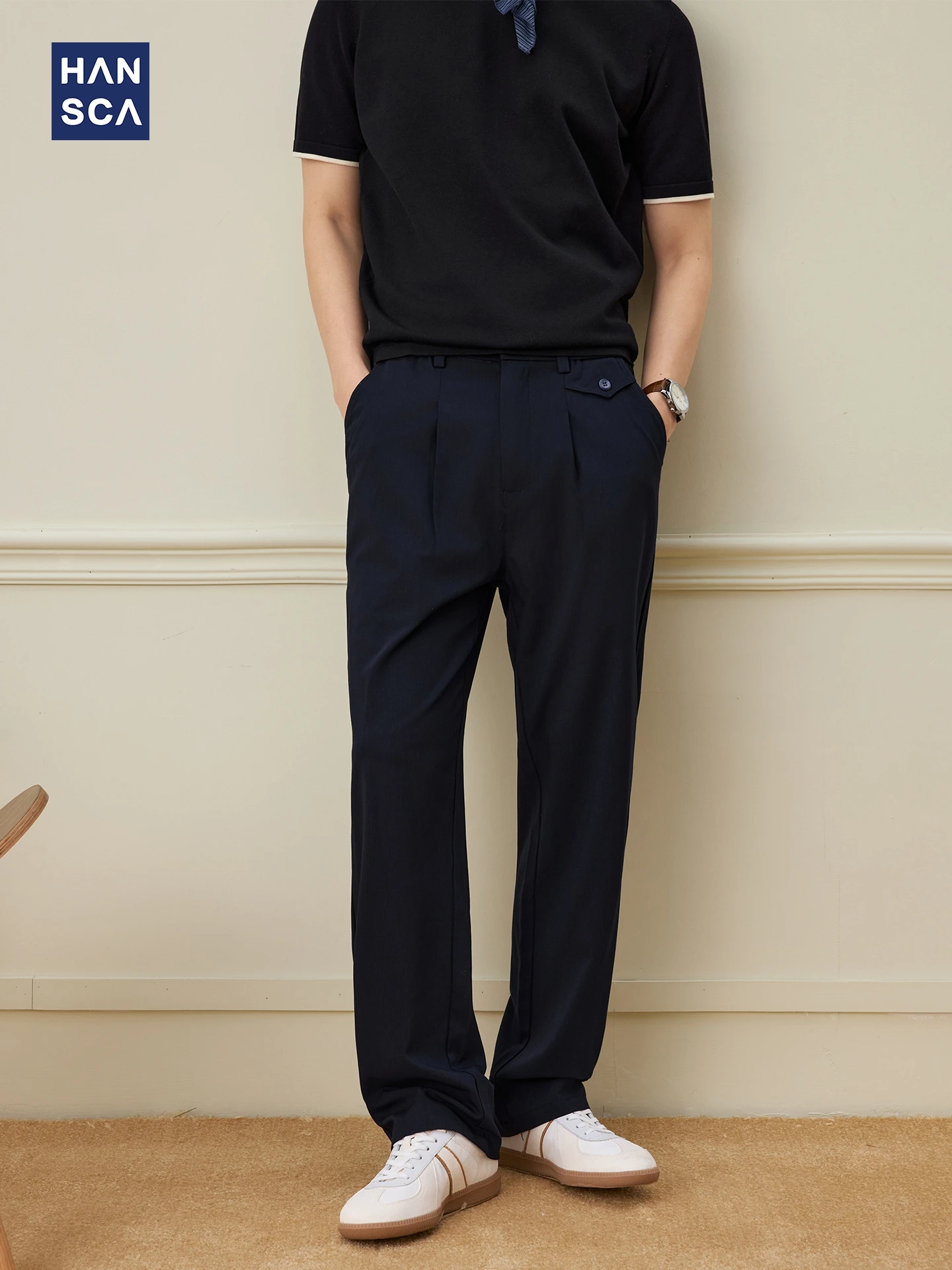 40代の男性が春に着るパンツは、どう選ぶ？