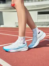 通気性抜群のランニングシューズ【耐磨・減震・女性用・スポーツ】