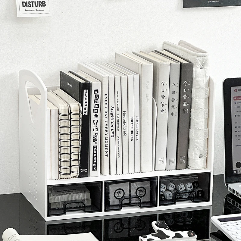 デスク上の書類整理が本当に楽になる？A4スタンドと100均のデスク書類整理アイテムを徹底比較