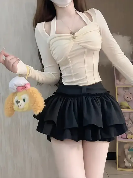 ハイウエストバレエ風バルーンスカートとホルターネックトップス（セットアップ対応）