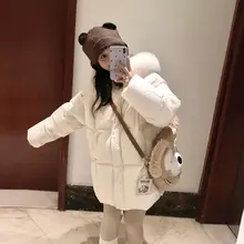 白色フード付き大毛皮襟の短めダウンジャケット【女性用・冬季・おしゃれなデザイン】