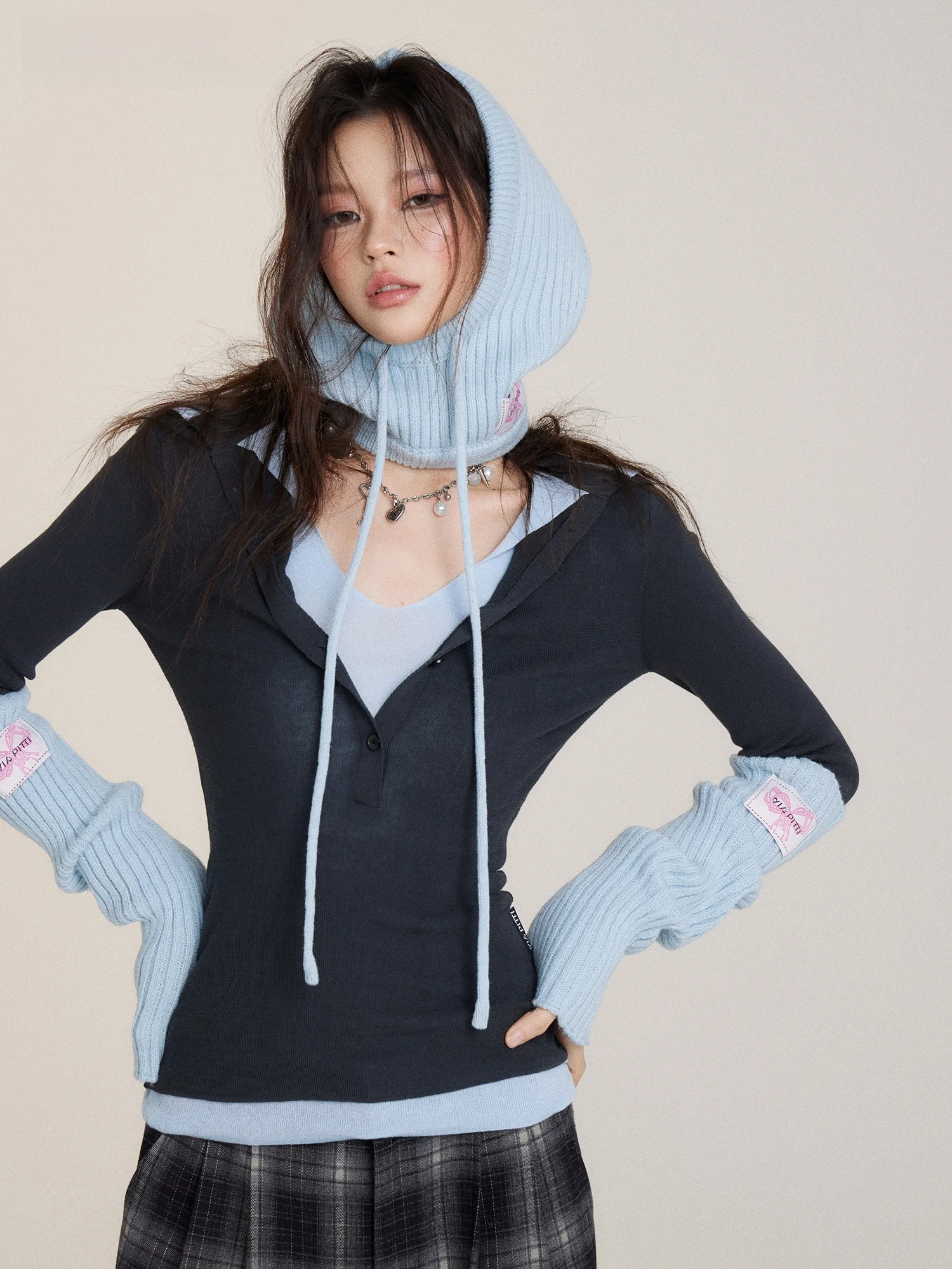 デザイン性のあるファッション毛織り帽子【オールマイティ・スタイリッシュ】：スキンヘッドやベリーショートヘアに似合うおしゃれな帽子の選定ガイド