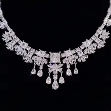 ウェディングネックレス＆イヤリング【花嫁用・結婚式や披露宴用・ドレスにぴったり】（セットアップ対応）