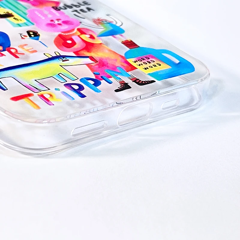 iPhone13用TPU透明ソフトケース：オリジナルデザインで怪趣味を楽しむ