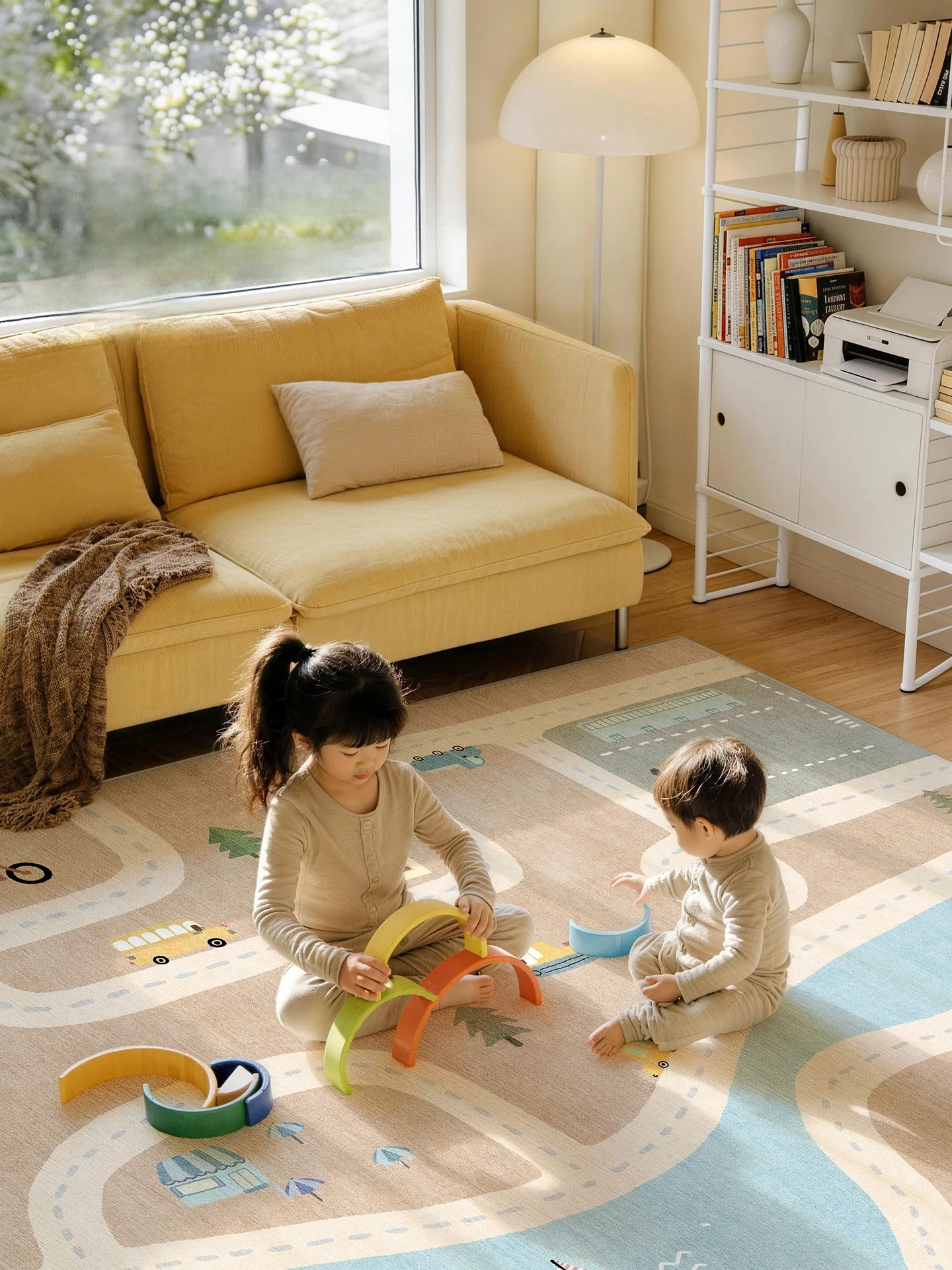 洗える二重構造ラグ：リビングや子供部屋に最適なサイズとメンテナンスの実態