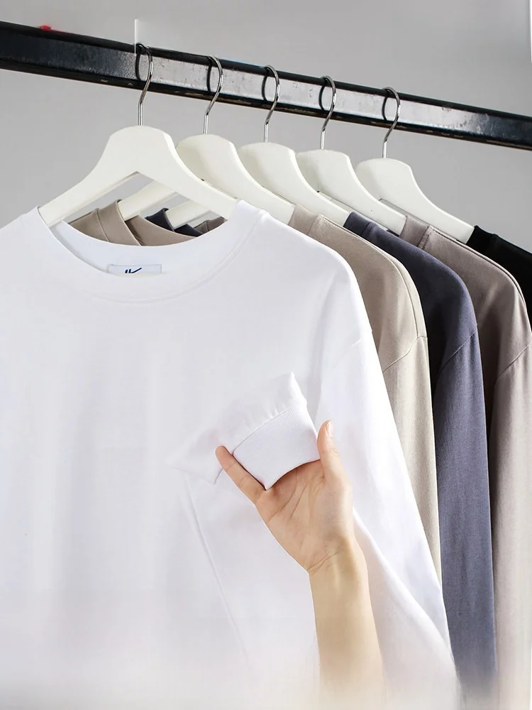 メンズロングTシャツ フィット感と通気性のバランスを実現するコットン製シンプルスタイル