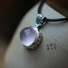 天然星光芙蓉石の925純銀製ペンダント【復古彫刻デザイン・華やかな輝き】