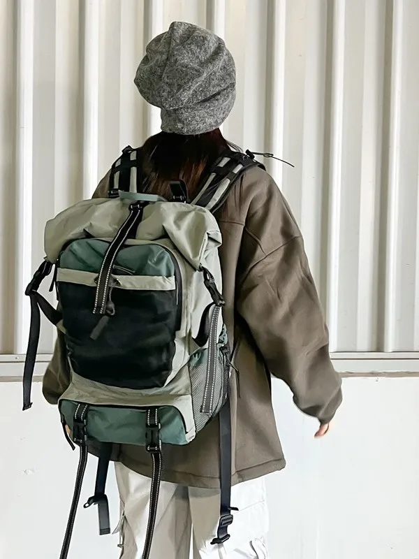 登山リュック 最強は軽さ？通勤でも使える短距離旅行用バックパックが今、注目されている！
