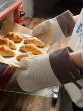 カロット シリコン製 厚手ミトン【耐熱・防滑・オーブン・電子レンジ用】
