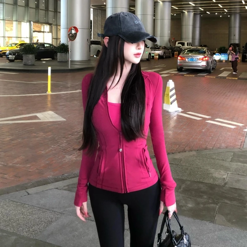 高身長用ストレッチデニムパンツ：ハイウエスト・ブラック・フレアデザインの着心地とフィット感