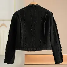 Vネックフリルデザインの無地ショートジャケット【秋用】