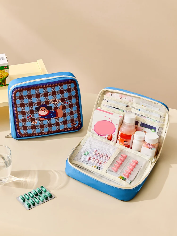 修学旅行に医薬品を忘れずに持ちたい！本当に必要な医薬品ポーチはどれ？