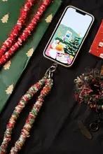 Sapana 限定クリスマスデザイン 手編みマルチカラー携帯ストラップ【秋冬用】