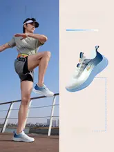 夏用通気性ランニングシューズ【軽量・柔らかいソール・メンズ】