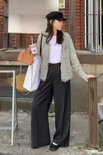 感がありながら上品に着こなせるグレーのスラックス【無地・男性用】（セットアップ対応）