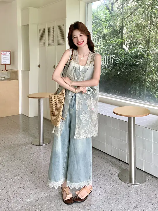 レースデザインのデニムベストとロングパンツ【夏用・おしゃれ】（セットアップ対応）