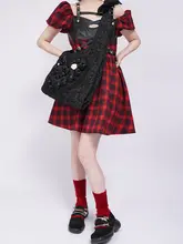 ハートデザインのワッフルテクスチャーショルダーバッグ【サッと持てる・女性用・シンプルで可愛らしい】