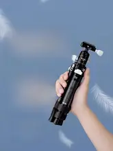 軽量なカーボンファイバー製三脚【デスクトップ用・ミラーレス一眼・デジタル一眼カメラ対応】