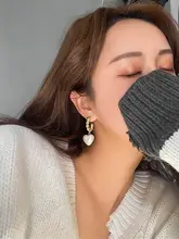 ハート型パールイヤリング【フレンチスタイル・レトロデザイン・ メタルテクスチャ・優雅な雰囲気】
（セットアップ対応）