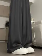 涼しげなデザインのワイドレッグパンツ【薄手・ストレート・女性用・長サイズ】（セットアップ対応）