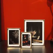 北欧風 ゴールドシンプルデザインの写真フレーム【壁掛け・卓上用】
