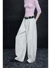 高腰ストレートパンツ【白色・ワイドレッグ・フィット・ドレープ感】（セットアップ対応）