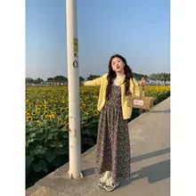 華やかなフラワープリントの韓国風キャミソールワンピース【ウエストタック・中丈】
