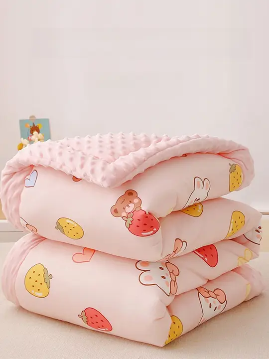 幼稚園用冬用小掛け布団【極上の柔らかさ・四季通用・昼寝用】