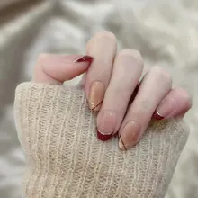 赤い金縁フレンチスタイル手作りネイルチップ【結婚式向け・優雅な印象・指先を美しく見せる】