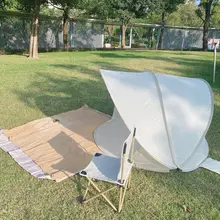ワンタッチ開閉の一人用アウトドアテント【折りたたみ式・キャンプ・ビーチ用】