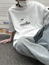 刺繍ロゴの男女兼用Tシャツ【夏用・丸首・コットン・ストリートスタイル】