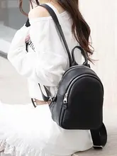 軽量デザインのレディースリュックサック【本革・ミニサイズ・多機能ポケット】