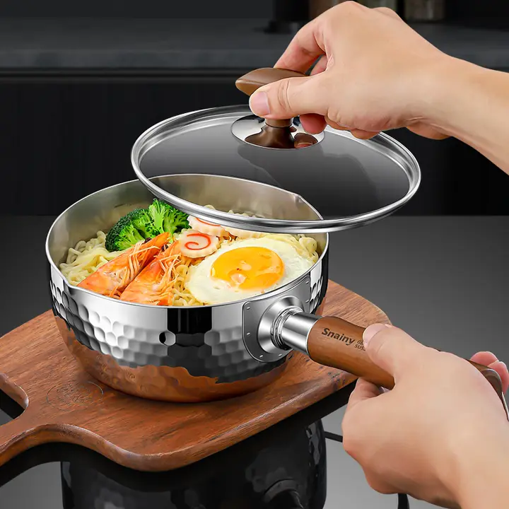 無塗装のステンレス製ミルクパン【一人用・家庭用・煮込み料理に最適】