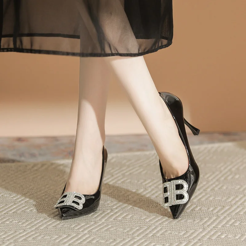 5センチヒールパンプスは本当に足にやさしいのか？実際の使い心地と選び方を徹底解説
