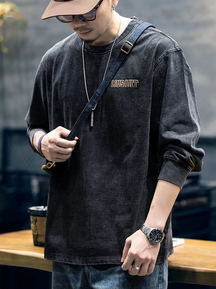 長めのTシャツをどう選ぶ？重  厚感と通気性のバランスがカギ