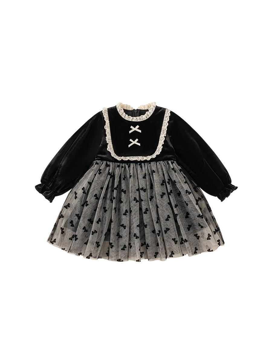 1歳誕生日の祖父母に贈る服は、どんなスタイルがおすすめですか？