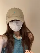 ユニセックス シンプルデザイン ベースボールキャップ【レトロスタイル・季節問わず・おしゃれ】