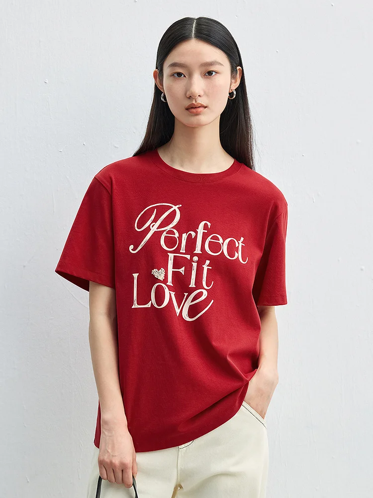 通勤用Tシャツの形は？ゆったりシルエットが通勤スタイルを救う理由